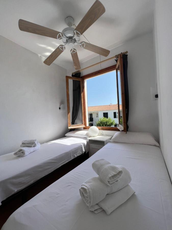 Lovely Hideaway With Pool And White Sand Beach Arenal d'en Castell Exterior foto